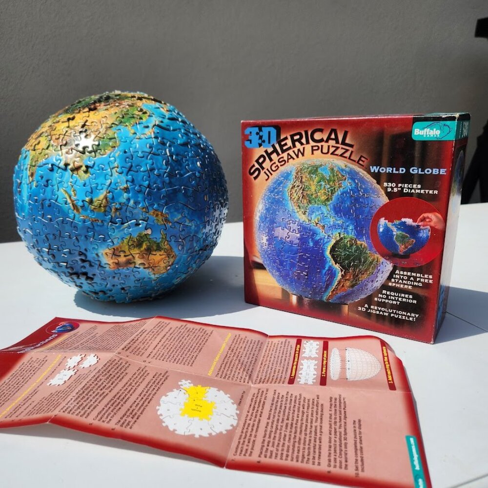 3D Spherical Puzzle World Globe 9.5" Diameter 530 Pieces Geography Free standing - Picture 3 of 14